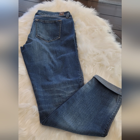 Jeans - Picture 2 of 3